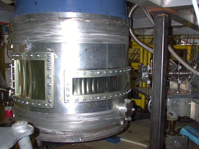 lower_cryostat1