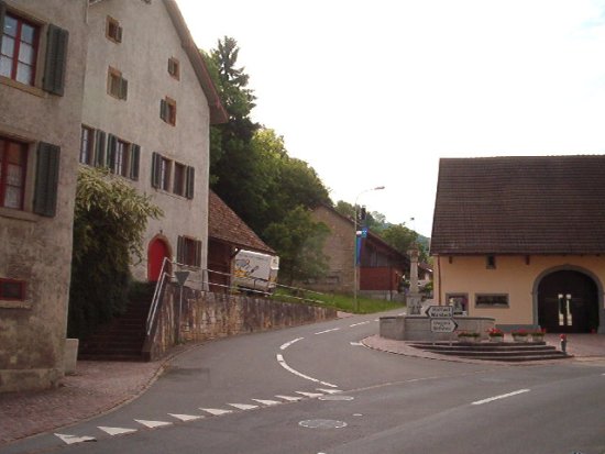 016-Villigen Intersection 31-05-05.jpg.medium.jpeg